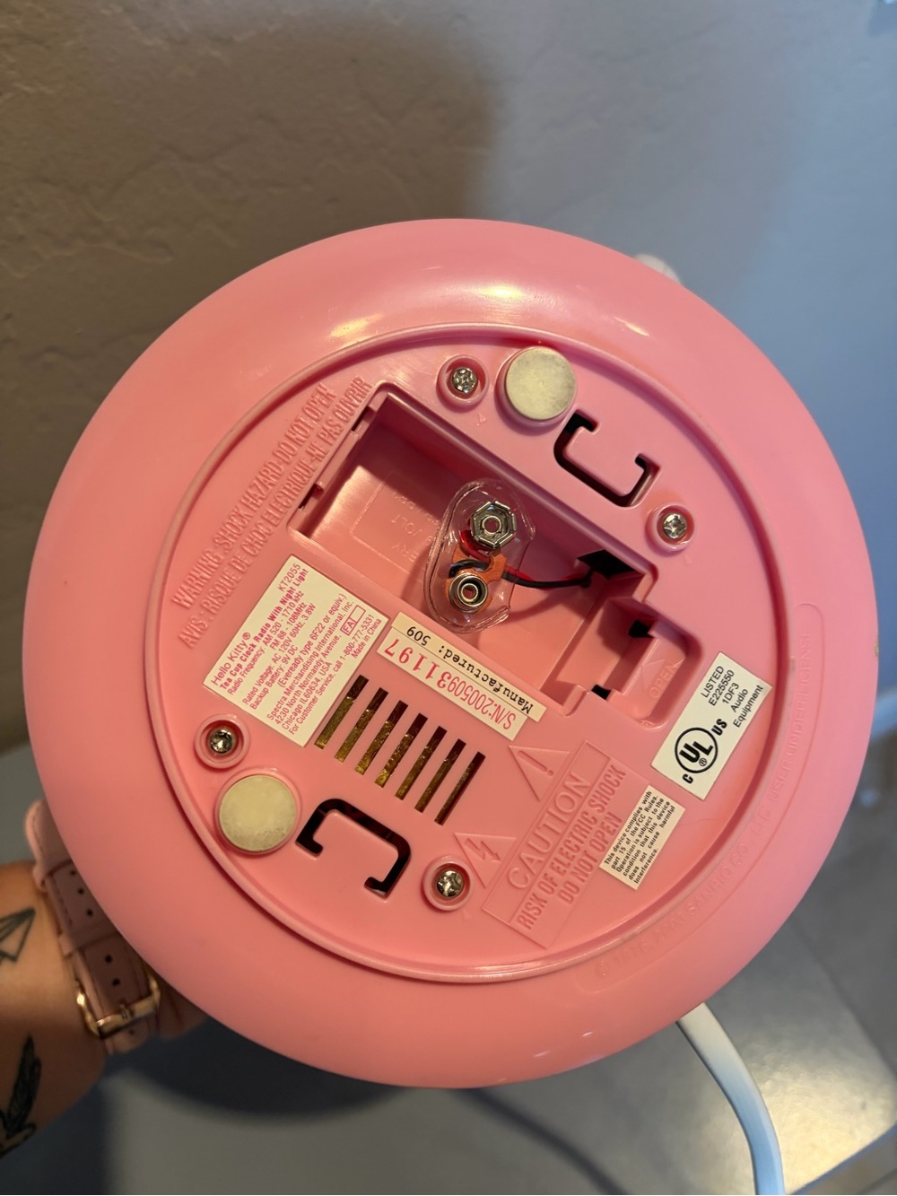 Hello Kitty Tea Cup Alarm Clock Radio Lemon Nightlight Vintage - Picture 7 of 9